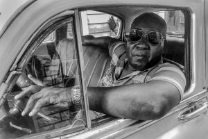 3965 Fotograf  Bent Larsen  -  Cuban taxidriver  